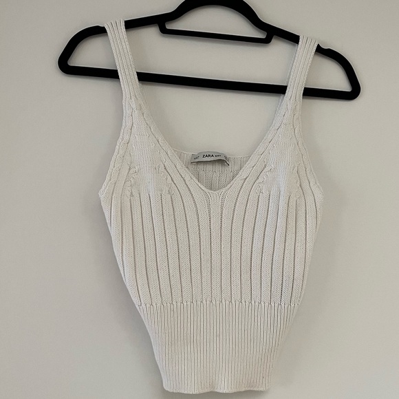 Zara Tops - Zara white knit tank